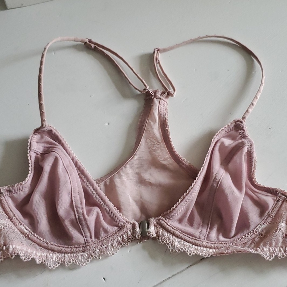 Free people Intimately front closure